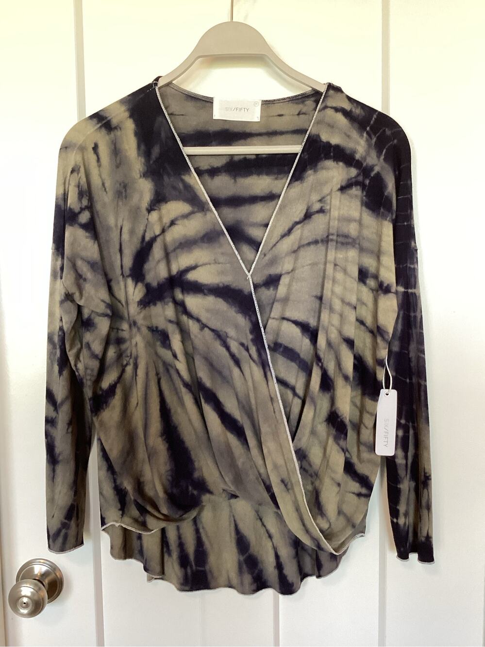 NWT Sixfifty Tie Dye Surplice Top Navy/Brown Women's Size Medium